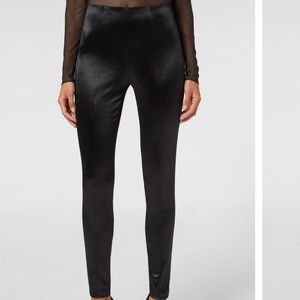 New to wear satin navy blue leggings from Calzedonia